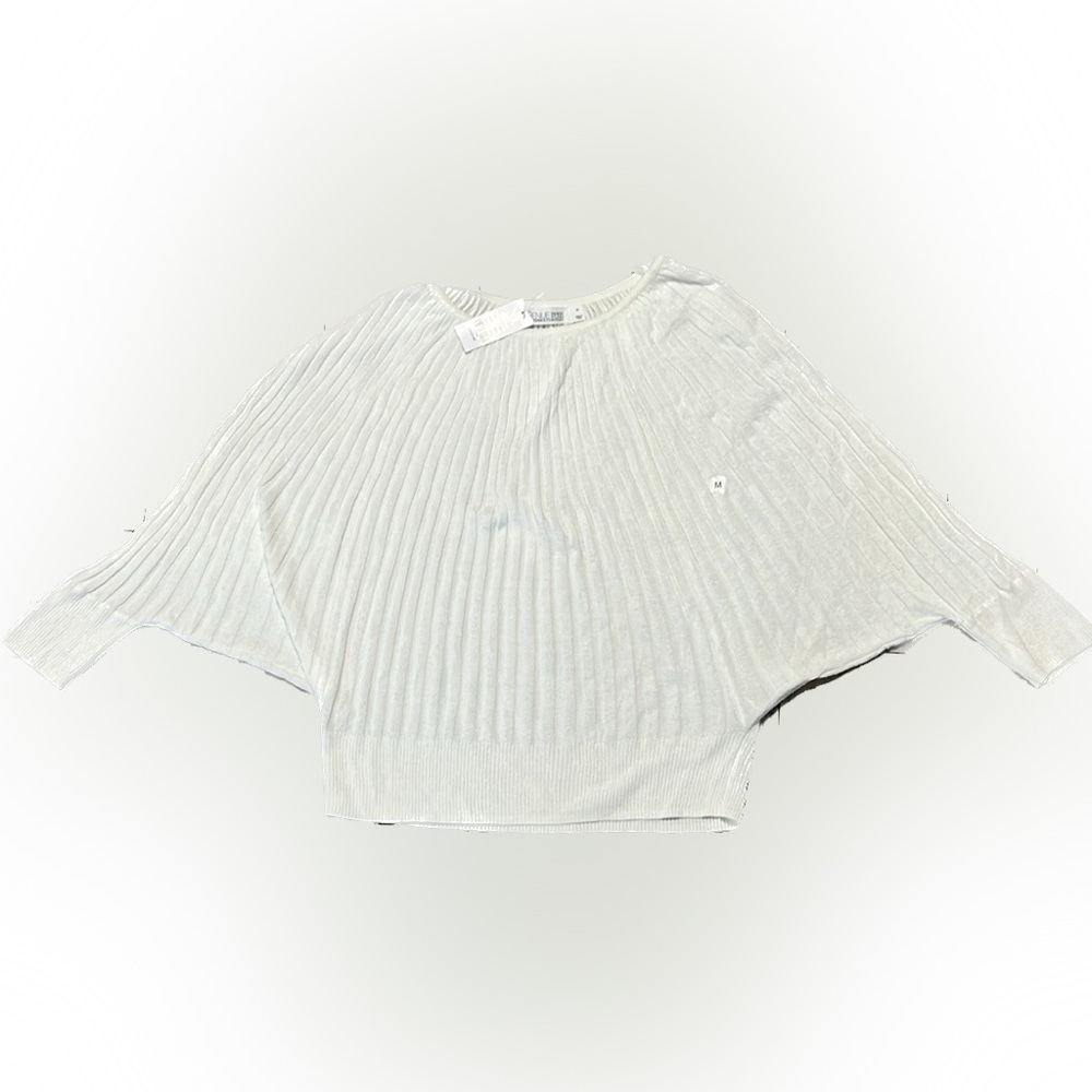 Off white ladies 7th Avenue New York and Company shirt